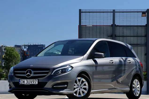 mercedes benz klasa b Mercedes-Benz Klasa B cena 58600 przebieg: 116276, rok produkcji 2015 z Różan